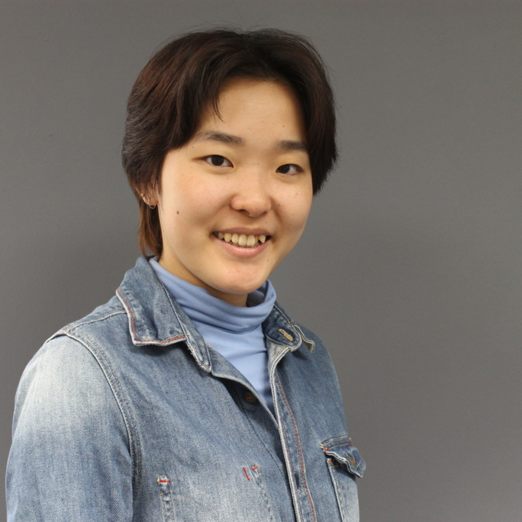 Miharu Yano headshot